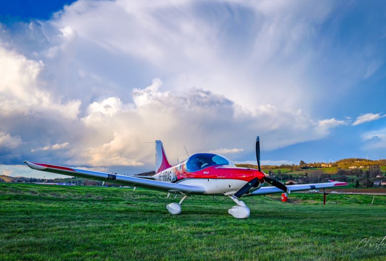 AVR 38 vienne Aeronautique Vienne Reventin